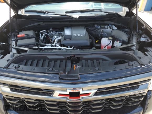 ✅ 2025 Chevrolet Silverado 1500 • VIN: 3GCUKHE89SG170865 • Лот: 62162145. Опубликован ранее на Copart с пробегом 6 272 миль. Бесплатный доступ к архиву аукционных продаж из США и подробный отчёт об истории автомобиля на DreamBid. Изображение 11.