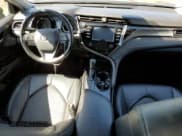 ✅ 2019 Toyota Camry SE • VIN: 4T1B11HK3KU246307 • Лот: 81464785. Опубликован ранее на Copart с пробегом 181 997 миль. Бесплатный доступ к архиву аукционных продаж из США и подробный отчёт об истории автомобиля на DreamBid. Изображение 8.