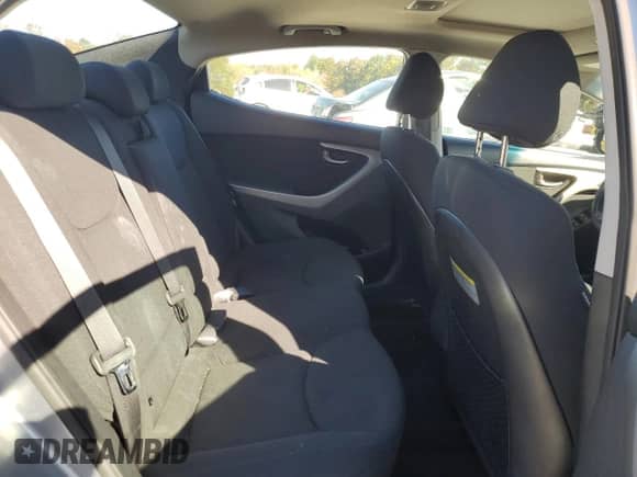 2015 Hyundai Elantra SE с VIN KMHDH4AE8FU281747, выставлен на аукционе Copart как лот 82620905 с пробегом 196 769 миль миль и Списание • Salvage title. История ставок и продаж доступна на DreamBid. Изображение 10.