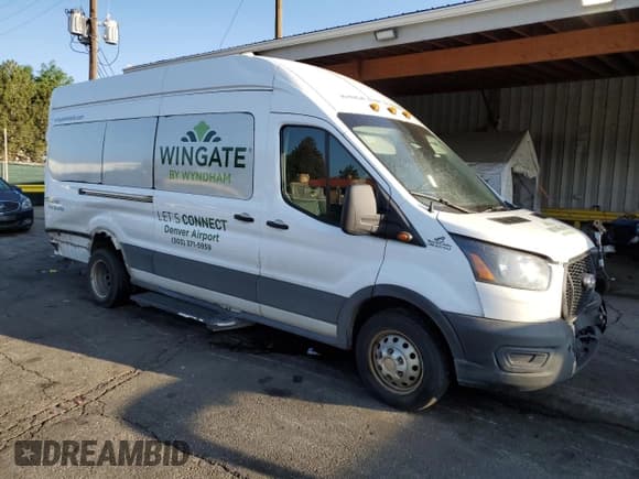 ✅ 2023 Ford Transit Passenger XL • VIN: 1FBVU4X89PKA32350 • Lot: 59896355. Listed on Copart with 268,200 mi. Free auction sales archive from the USA and detailed vehicle history report at DreamBid. Image 4.
