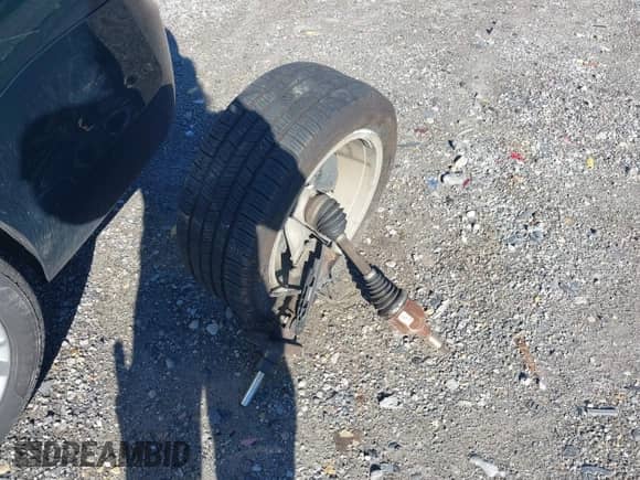 2015 Chevrolet Impala LT z VIN 2G1115SL5F9266305, wystawiony jako IAAI lot #43477489 z przebiegiem 175 873 mil mil oraz . Historia ofert i sprzedaży dostępna na DreamBid. Obrazek 12.