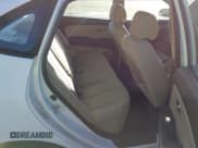 ✅ 2010 Hyundai Elantra SE • VIN: KMHDU4AD9AU977464 • Lot: 43478148. Listed on IAAI with 184,674 mi. Free auction sales archive from the USA and detailed vehicle history report at DreamBid. Image 8.