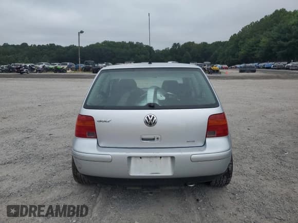 ✅ 2004 Volkswagen Golf GL • VIN: 9BWBL61J344032150 • Lot: 68648715. Wystawiony na Copart z przebiegiem 186 286 mil. Bezpłatny archiwum sprzedaży aukcyjnych z USA i szczegółowy raport historii pojazdu na DreamBid. Zdjęcie 6.