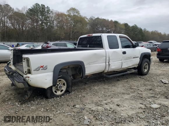 ✅ 2007 GMC Sierra 2500HD SLE1 • VIN: 1GTHK29U77E189290 • Лот: 49865485. Опубликован ранее на Copart с пробегом 252 133 миль. Бесплатный доступ к архиву аукционных продаж из США и подробный отчёт об истории автомобиля на DreamBid. Изображение 3.