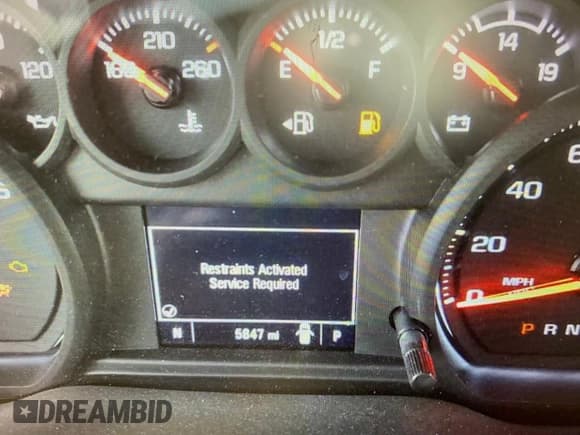 ✅ 2024 Chevrolet Silverado 1500 • VIN: 1GB0WLE73RF410425 • Лот: 46375525. Опубликован ранее на Copart с пробегом 5 847 миль. Бесплатный доступ к архиву аукционных продаж из США и подробный отчёт об истории автомобиля на DreamBid. Изображение 9.