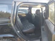 ✅ 2006 Hummer H2 • VIN: 5GRGN23U86H117571 • Lot: 43431202. Wystawiony na IAAI z przebiegiem 195 529 mil. Bezpłatny archiwum sprzedaży aukcyjnych z USA i szczegółowy raport historii pojazdu na DreamBid. Zdjęcie 8.