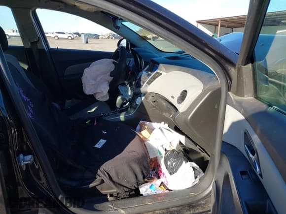 ✅ 2014 Chevrolet Cruze LS • VIN: 1G1PA5SH6E7342457 • Лот: 43663446. Опубликован ранее на IAAI с пробегом 145 382 миль. Бесплатный доступ к архиву аукционных продаж из США и подробный отчёт об истории автомобиля на DreamBid. Изображение 5.