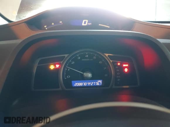 ✅ 2009 Honda Civic DX-VP • VIN: 19XFA16369E027206 • Лот: 86218205. Опубликован ранее на Copart с пробегом 208 870 миль. Бесплатный доступ к архиву аукционных продаж из США и подробный отчёт об истории автомобиля на DreamBid. Изображение 9.