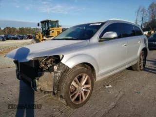 ✅ 2015 Audi Q7 Premium Plus • VIN: WA1LGBFE2FD007972 • Lot: 72341372. Listed on Copart with 129,299 mi. Free auction sales archive from the USA and detailed vehicle history report at DreamBid. Image 1.
