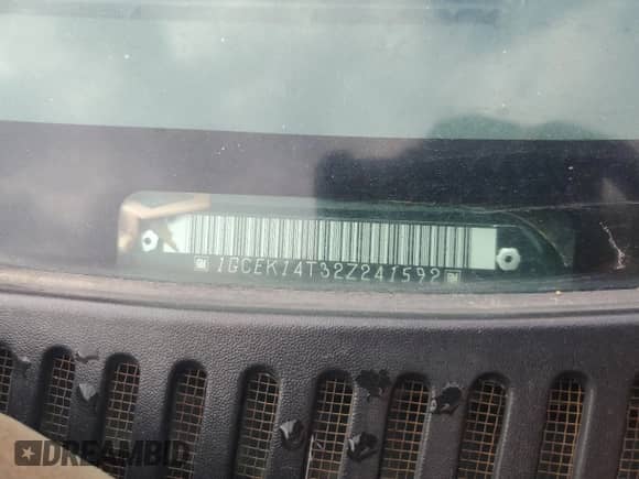 2002 Chevrolet Silverado 1500 LS with VIN 1GCEK14T32Z241592, listed as a Copart auction lot 49865495 with 326,388 mi miles and Salvage title. Bid and sale history available at DreamBid. Image 12.