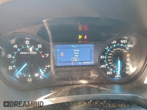 ✅ 2015 Ford Explorer • VIN: 1FM5K7B88FGB94834 • Lot: 94371585. Listed on Copart with 133,849 mi. Free auction sales archive from the USA and detailed vehicle history report at DreamBid. Image 9.