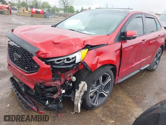 ✅ 2022 Ford Edge ST • VIN: 2FMPK4AP2NBA70287 • Lot: 42199012. Wystawiony na IAAI z przebiegiem 58 069 mil. Bezpłatny archiwum sprzedaży aukcyjnych z USA i szczegółowy raport historii pojazdu na DreamBid. Zdjęcie 18.