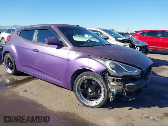 ✅ 2014 Hyundai Veloster • VIN: KMHTC6AD9EU192734 • Lot: 43486592. Wystawiony na IAAI z przebiegiem 142 610 mil. Bezpłatny archiwum sprzedaży aukcyjnych z USA i szczegółowy raport historii pojazdu na DreamBid. Zdjęcie 1.