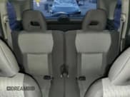 ✅ 2005 Toyota RAV4 • VIN: JTEHD20V856036243 • Lot: 90833855. Wystawiony na Copart z przebiegiem 157 709 mil. Bezpłatny archiwum sprzedaży aukcyjnych z USA i szczegółowy raport historii pojazdu na DreamBid. Zdjęcie 10.