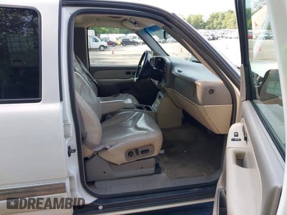 ✅ 2001 GMC Yukon XL SLT • VIN: 3GKEC16T61G112288 • Лот: 42805808. Опубликован ранее на IAAI с пробегом 239 188 миль. Бесплатный доступ к архиву аукционных продаж из США и подробный отчёт об истории автомобиля на DreamBid. Изображение 5.