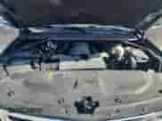 2019 Chevrolet Suburban LT z VIN 1GNSCHKCXKR161435, wystawiony jako Copart lot #90894635 z przebiegiem 189 459 mil mil oraz Czysty tytuł • Clean title. Historia ofert i sprzedaży dostępna na DreamBid. Obrazek 12.