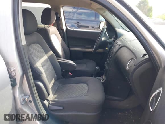 ✅ 2007 Chevrolet HHR LT • VIN: 3GNDA23D37S513116 • Lot: 42289854. Listed on IAAI with 120,982 mi. Free auction sales archive from the USA and detailed vehicle history report at DreamBid. Image 5.