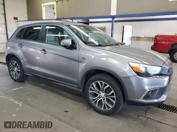 2017 Mitsubishi Outlander SE z VIN JA4AR3AW2HZ064606, wystawiony jako Copart lot #87309175 z przebiegiem 89 406 mil mil oraz Szkoda całkowita • Salvage title. Historia ofert i sprzedaży dostępna na DreamBid. Obrazek 4.
