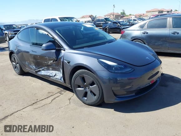 ✅ 2023 Tesla Model 3 • VIN: 5YJ3E1EA1PF385599 • Lot: 43342038. Wystawiony na IAAI z przebiegiem 39 537 mil. Bezpłatny archiwum sprzedaży aukcyjnych z USA i szczegółowy raport historii pojazdu na DreamBid. Zdjęcie 1.
