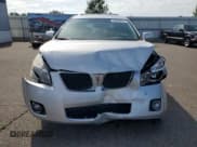 ✅ 2009 Pontiac Vibe • VIN: 5Y2SM67029Z409132 • Lot: 62008265. Wystawiony na Copart z przebiegiem 73 274 mil. Bezpłatny archiwum sprzedaży aukcyjnych z USA i szczegółowy raport historii pojazdu na DreamBid. Zdjęcie 5.