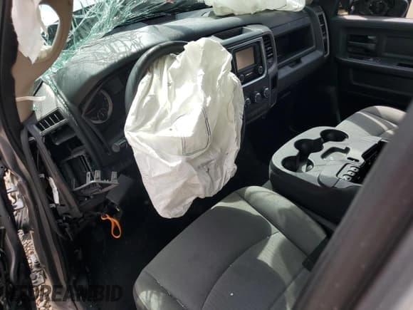 ✅ 2021 Ram 1500 Tradesman • VIN: 1C6RR6FG9MS541196 • Лот: 68661955. Опубликован ранее на Copart с пробегом Не указан. Бесплатный доступ к архиву аукционных продаж из США и подробный отчёт об истории автомобиля на DreamBid. Изображение 8.