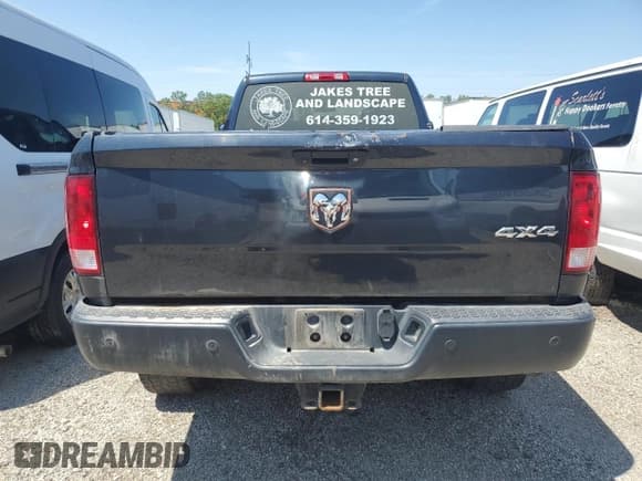 ✅ 2017 Ram 2500 Tradesman • VIN: 3C6UR5HJ1HG516674 • Lot: 65794125. Listed on Copart with 151,653 mi. Free auction sales archive from the USA and detailed vehicle history report at DreamBid. Image 6.