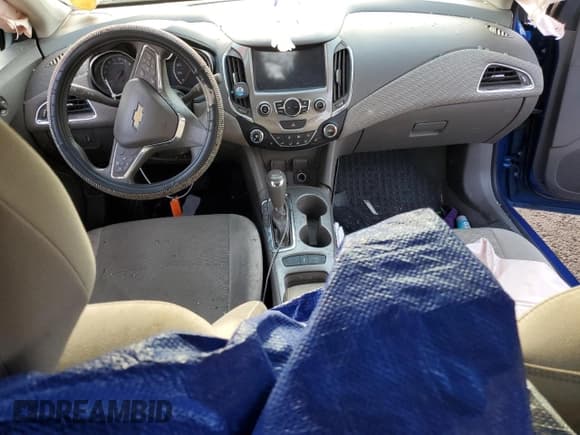 ✅ 2017 Chevrolet Cruze LT • VIN: 1G1BE5SM6H7212453 • Lot: 68480795. Listed on Copart with Not provided. Free auction sales archive from the USA and detailed vehicle history report at DreamBid. Image 8.