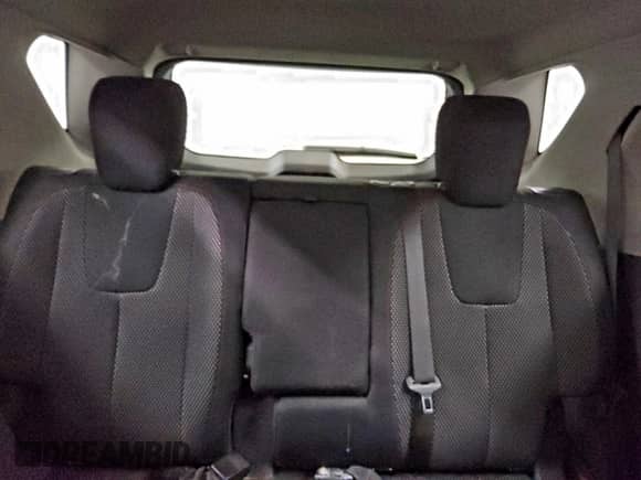 2017 Chevrolet Equinox LT z VIN 2GNALCEK4H6185171, wystawiony jako Copart lot #86873165 z przebiegiem 124 815 mil mil oraz Czysty tytuł • Clean title. Historia ofert i sprzedaży dostępna na DreamBid. Obrazek 10.