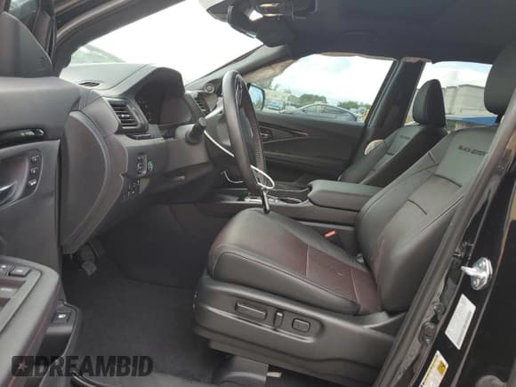 ✅ 2025 Honda Ridgeline Black Edition • VIN: 5FPYK3F8XSB036916 • Lot: 85086855. Wystawiony na Copart z przebiegiem 2 343 mil. Bezpłatny archiwum sprzedaży aukcyjnych z USA i szczegółowy raport historii pojazdu na DreamBid. Zdjęcie 7.