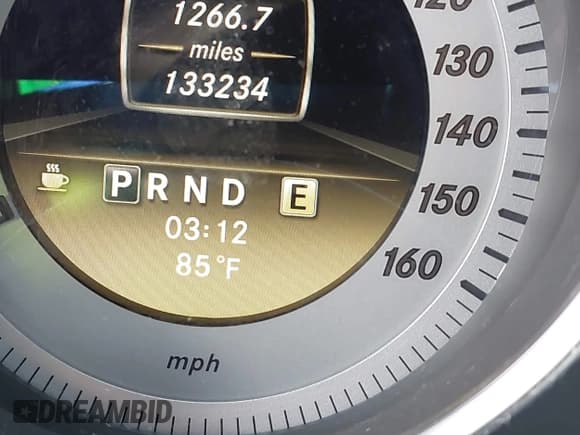 ✅ 2012 Mercedes-Benz C 300 Sport • VIN: WDDGF8BB6CR207668 • Lot: 43286103. Wystawiony na IAAI z przebiegiem 133 234 mil. Bezpłatny archiwum sprzedaży aukcyjnych z USA i szczegółowy raport historii pojazdu na DreamBid. Zdjęcie 16.