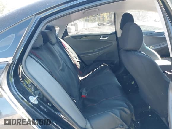 ✅ 2013 Hyundai Sonata GLS • VIN: 5NPEB4AC1DH652361 • Lot: 43409972. Listed on IAAI with 150,378 mi. Free auction sales archive from the USA and detailed vehicle history report at DreamBid. Image 8.