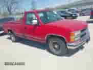 ✅ 1994 Chevrolet Silverado 2500 • VIN: 1GCFC24KXRE116072 • Lot: 42109439. Wystawiony na IAAI z przebiegiem 212 142 mil. Bezpłatny archiwum sprzedaży aukcyjnych z USA i szczegółowy raport historii pojazdu na DreamBid. Zdjęcie 1.