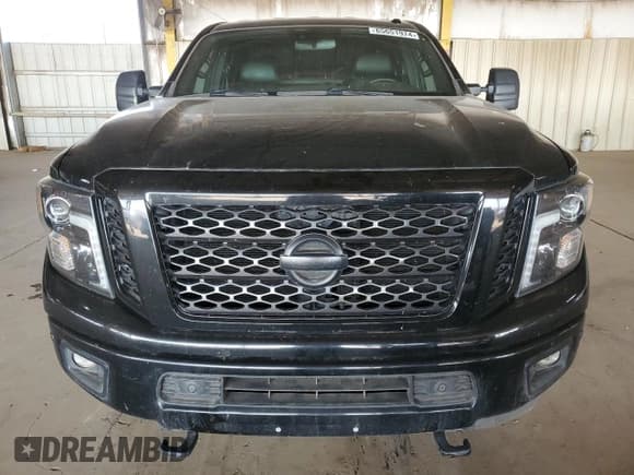 ✅ 2019 Nissan Titan SL • VIN: 1N6BA1F47KN534864 • Lot: 65651974. Wystawiony na Copart z przebiegiem 79 230 mil. Bezpłatny archiwum sprzedaży aukcyjnych z USA i szczegółowy raport historii pojazdu na DreamBid. Zdjęcie 5.