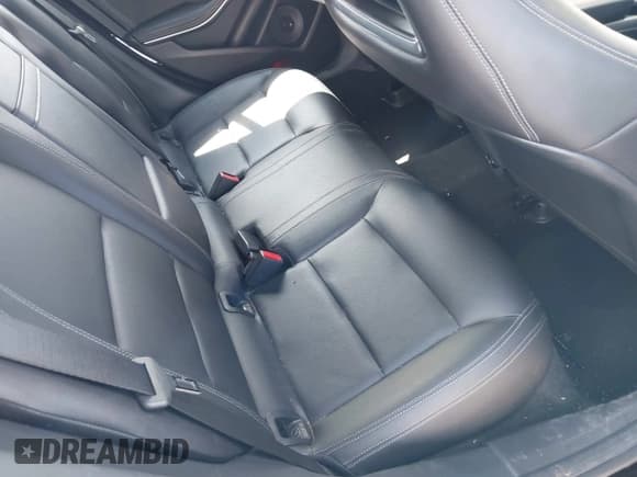 ✅ 2016 Mercedes-Benz CLA 250 • VIN: WDDSJ4EB5GN289810 • Lot: 42209743. Wystawiony na IAAI z przebiegiem 76 938 mil. Bezpłatny archiwum sprzedaży aukcyjnych z USA i szczegółowy raport historii pojazdu na DreamBid. Zdjęcie 8.