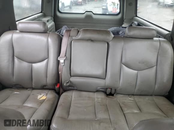 ✅ 2003 Chevrolet Suburban LT • VIN: 3GNFK16Z93G151040 • Lot: 58938435. Listed on Copart with 312,447 mi. Free auction sales archive from the USA and detailed vehicle history report at DreamBid. Image 10.