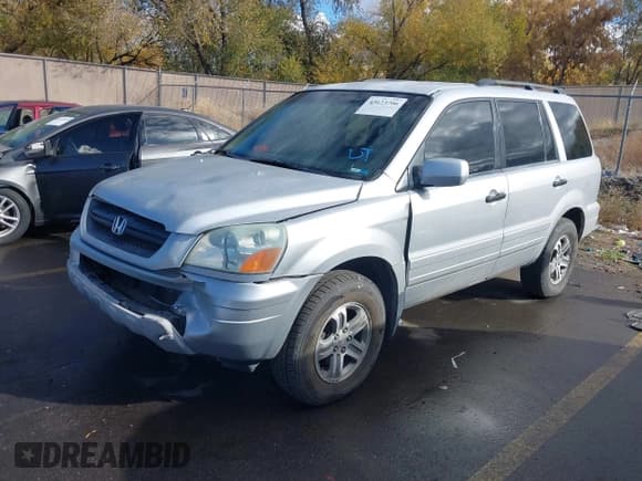 ✅ 2003 Honda Pilot EX • VIN: 2HKYF18673H509624 • Lot: 43623706. Listed on IAAI with 248,086 mi. Free auction sales archive from the USA and detailed vehicle history report at DreamBid. Image 17.