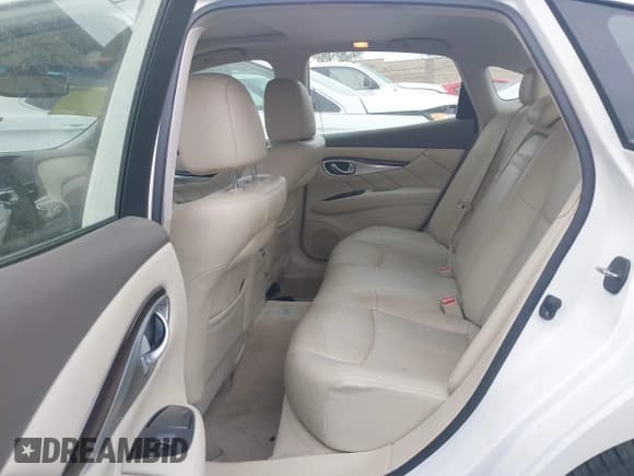 ✅ 2013 Infiniti M • VIN: JN1BY1AP2DM510953 • Lot: 42157597. Listed on IAAI with 71,175 mi. Free auction sales archive from the USA and detailed vehicle history report at DreamBid. Image 8.