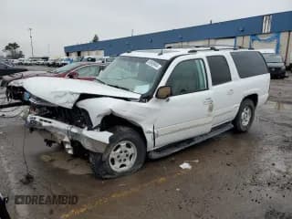 ✅ 2005 Chevrolet Suburban LT • VIN: 3GNEC16Z45G181543 • Lot: 85949944. Wystawiony na Copart z przebiegiem 156 588 mil. Bezpłatny archiwum sprzedaży aukcyjnych z USA i szczegółowy raport historii pojazdu na DreamBid. Zdjęcie 1.