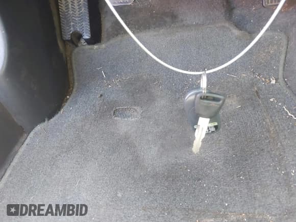 ✅ 2000 Honda Civic EX • VIN: 1HGEJ814XYL047471 • Lot: 42623931. Listed on IAAI with 197,645 mi. Free auction sales archive from the USA and detailed vehicle history report at DreamBid. Image 11.