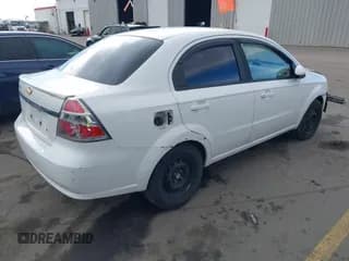 ✅ 2010 Chevrolet Aveo 1LT • VIN: KL1TD5DE0AB089005 • Lot: 41493818. Wystawiony na IAAI z przebiegiem 130 015 mil. Bezpłatny archiwum sprzedaży aukcyjnych z USA i szczegółowy raport historii pojazdu na DreamBid. Zdjęcie 4.