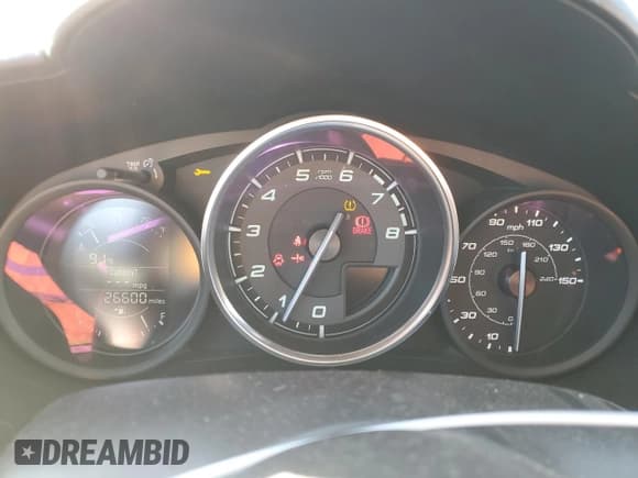 ✅ 2017 FIAT 124 Spider Classica • VIN: JC1NFAEK3H0102762 • Лот: 77466204. Опубликован ранее на Copart с пробегом 26 600 миль. Бесплатный доступ к архиву аукционных продаж из США и подробный отчёт об истории автомобиля на DreamBid. Изображение 9.