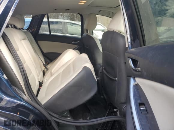 ✅ 2016 Mazda CX-5 Grand Touring • VIN: JM3KE4DY8G0786682 • Lot: 92272465. Listed on Copart with 107,509 mi. Free auction sales archive from the USA and detailed vehicle history report at DreamBid. Image 11.