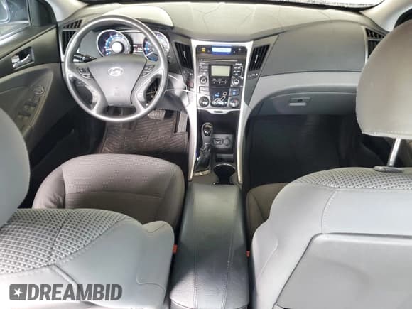 ✅ 2011 Hyundai Sonata GLS • VIN: 5NPEB4AC2BH239202 • Lot: 73046584. Wystawiony na Copart z przebiegiem 134 485 mil. Bezpłatny archiwum sprzedaży aukcyjnych z USA i szczegółowy raport historii pojazdu na DreamBid. Zdjęcie 8.