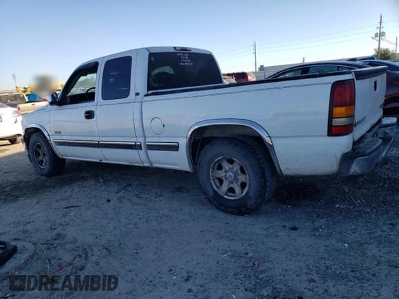 ✅ 2001 Chevrolet Silverado 1500 LT • VIN: 1GCEC19T41Z109784 • Лот: 82248344. Опубликован ранее на Copart с пробегом 366 701 миль. Бесплатный доступ к архиву аукционных продаж из США и подробный отчёт об истории автомобиля на DreamBid. Изображение 2.