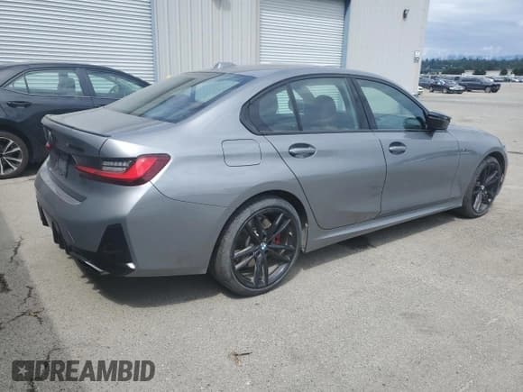 ✅ 2024 BMW 3 Series M340i xDrive • VIN: 3MW49FF09R8E37920 • Lot: 57949985. Wystawiony na Copart z przebiegiem 6 816 mil. Bezpłatny archiwum sprzedaży aukcyjnych z USA i szczegółowy raport historii pojazdu na DreamBid. Zdjęcie 3.