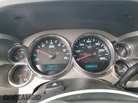 ✅ 2008 Chevrolet Silverado 1500 1LT • VIN: 2GCEC13J181155910 • Lot: 78909784. Listed on Copart with 188,902 mi. Free auction sales archive from the USA and detailed vehicle history report at DreamBid. Image 9.