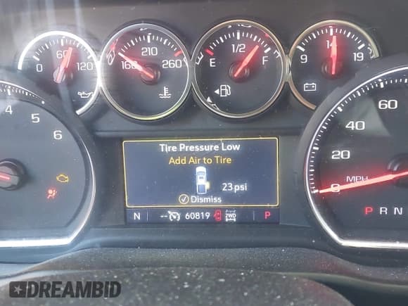 ✅ 2019 Chevrolet Silverado 1500 • VIN: 1GCVYEEDXKZ343887 • Лот: 41319530. Опубликован ранее на IAAI с пробегом 60 819 миль. Бесплатный доступ к архиву аукционных продаж из США и подробный отчёт об истории автомобиля на DreamBid. Изображение 15.