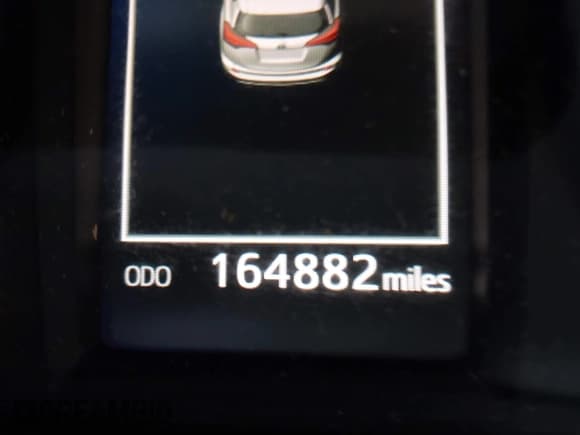 ✅ 2018 Toyota RAV4 XLE • VIN: JTMWFREV9JJ747531 • Lot: 43395687. Listed on IAAI with 164,882 mi. Free auction sales archive from the USA and detailed vehicle history report at DreamBid. Image 15.