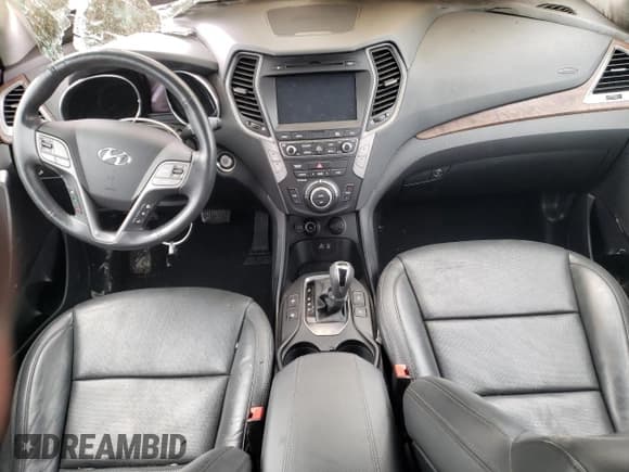 ✅ 2018 Hyundai Santa Fe Ultimate • VIN: 5NMZWDLA4JH103702 • Лот: 51429693. Опубликован ранее на Copart с пробегом Не указан. Бесплатный доступ к архиву аукционных продаж из США и подробный отчёт об истории автомобиля на DreamBid. Изображение 8.