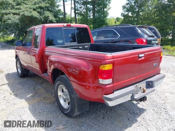 ✅ 1999 Ford Ranger XLT • VIN: 1FTZR15X8XPA32821 • Lot: 42637815. Listed on IAAI with 237,644 mi. Free auction sales archive from the USA and detailed vehicle history report at DreamBid. Image 3.